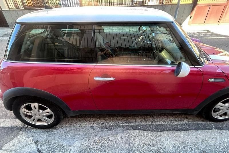 Usata Mini Cooper 116 CV (85 kW) 2006 Rosso Utilitaria