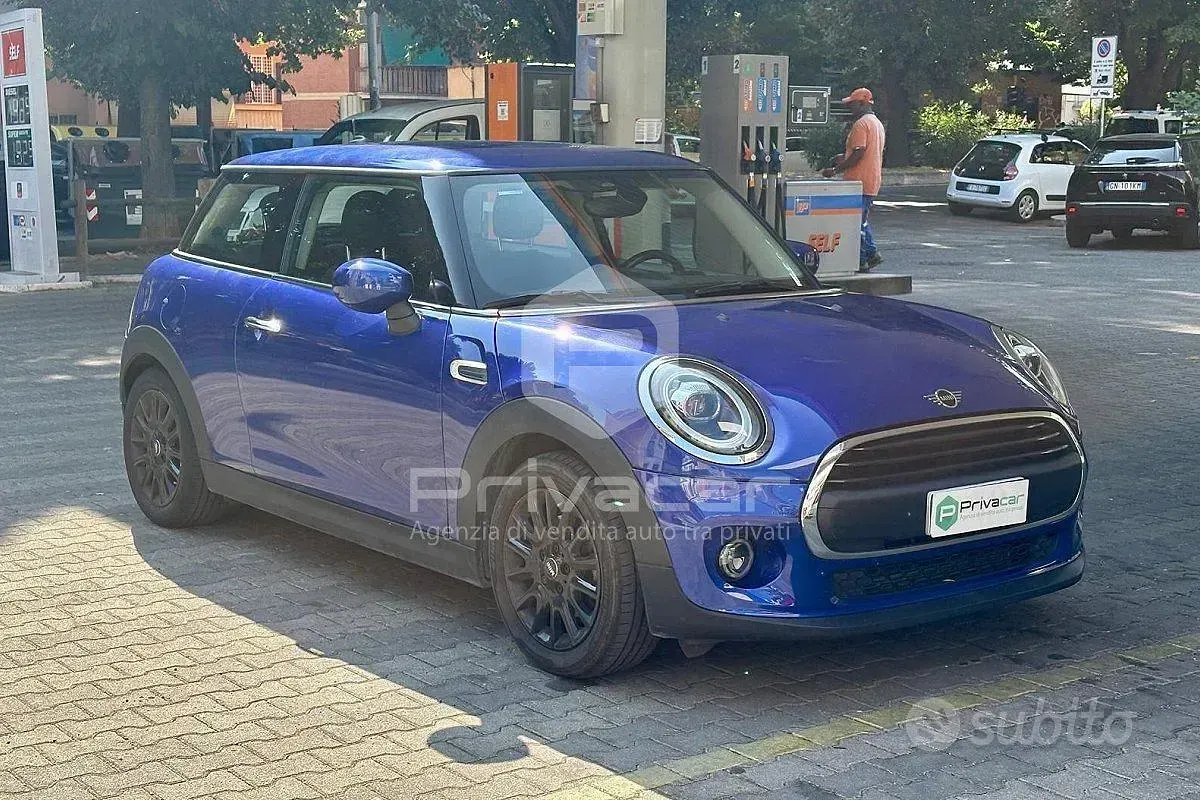 Usata Mini ONE 75 CV (55 kW) 2021 Blu Utilitaria