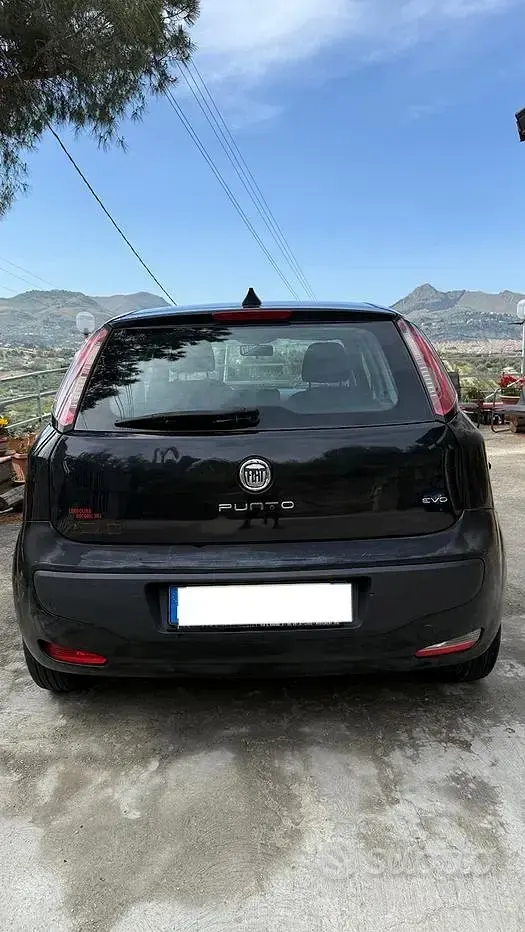 Usata Fiat Grande Punto Sport 90 CV (66 kW) 2011 Nero Utilitaria