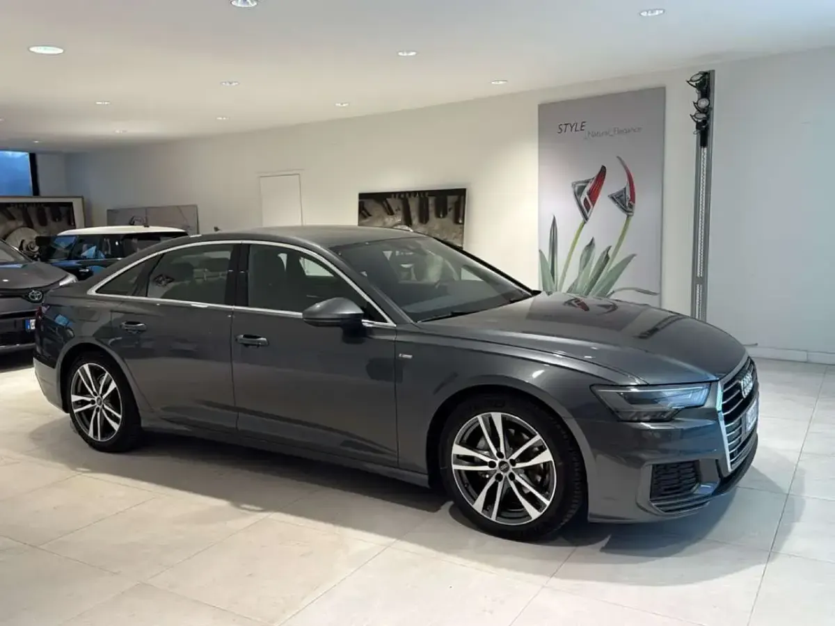 Usata Audi A6 Ambiente 204 CV (150 kW) 2022 Other Berlina