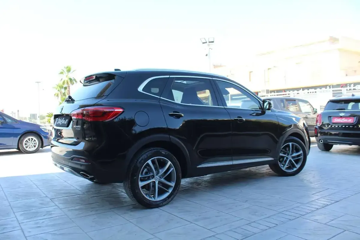 Usata MG EHS Exclusive 162 CV (119 kW) 2022 Pebble black metallic SUV