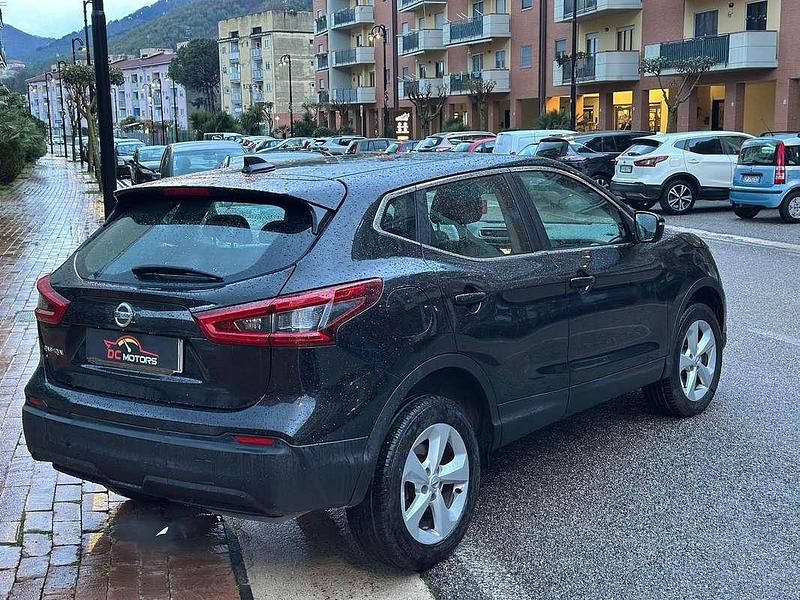 Usata Nissan Qashqai Acenta 116 CV (85 kW) 2019 Nero SUV