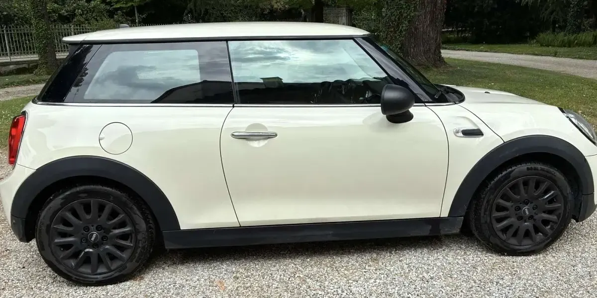 Usata Mini One D 95 CV (69 kW) 2017 Utilitaria