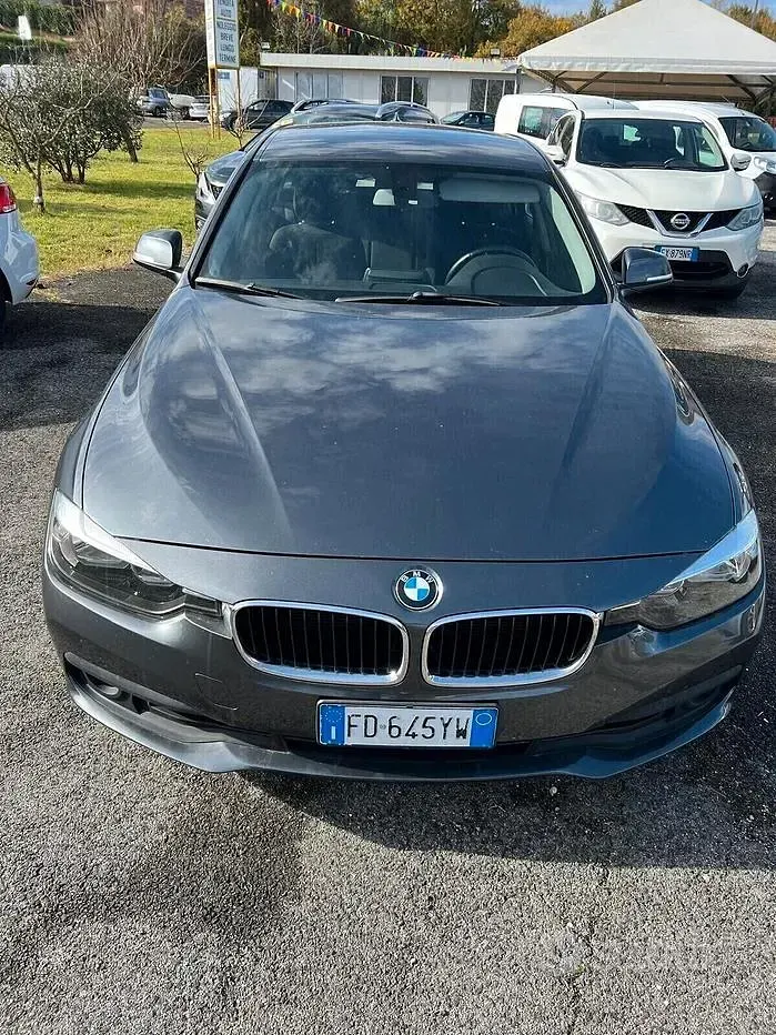 Usata BMW 320 Advantage 190 CV (139 kW) 2016 Grigio Station wagon