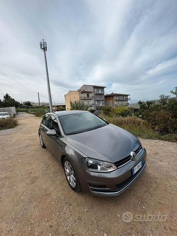 Usata VW Golf VII 110 CV (80 kW) 2016 Grigio Berlina
