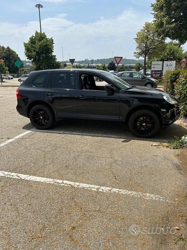 Usata Porsche Cayenne 290 CV (213 kW) 2007 Nero SUV