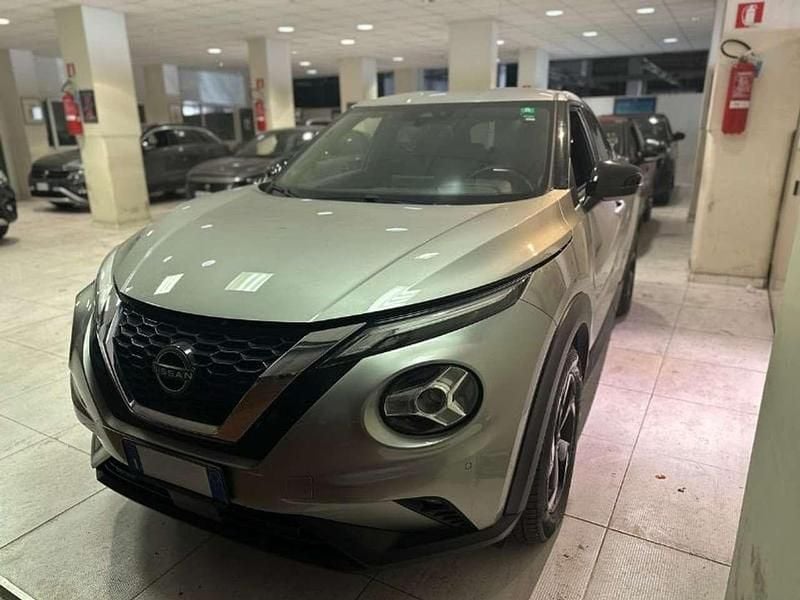 Bianco Usata 2023 Nissan Juke N-Connecta SUV | 16.750 € (Buon prezzo) - Immagine 1/4