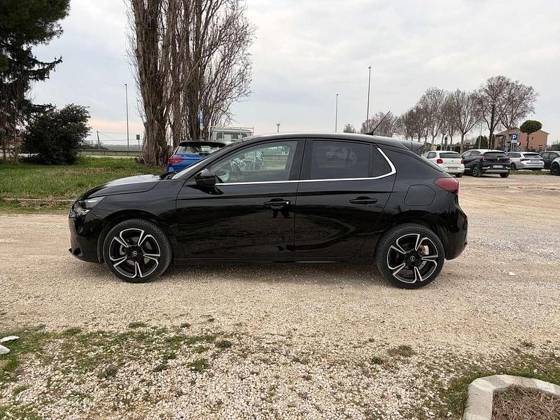 Usata Opel Corsa Elegance 101 CV (74 kW) 2022 Nero Utilitaria