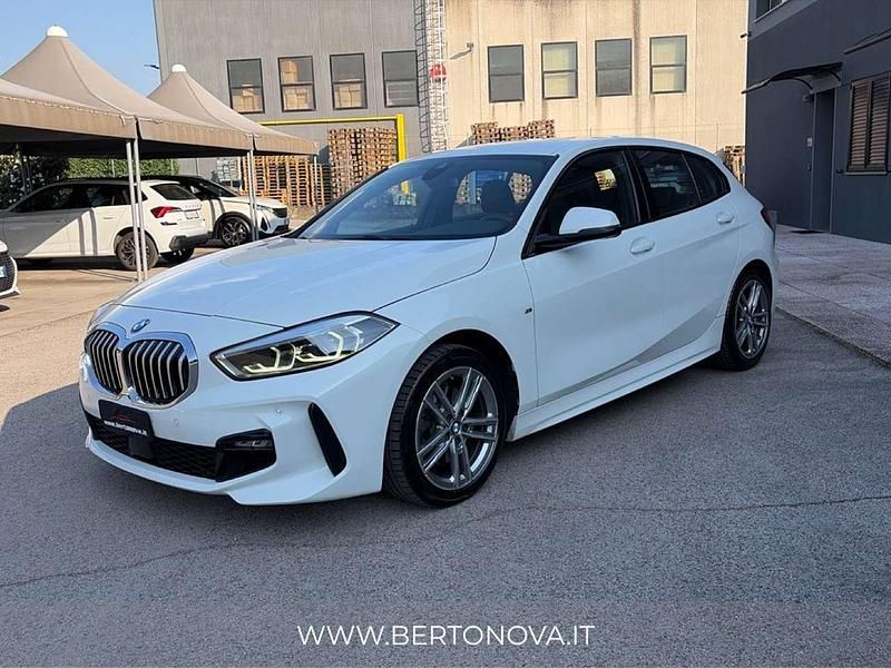 Usata BMW 116 M Sport 116 CV (85 kW) 2021 Bianco Utilitaria