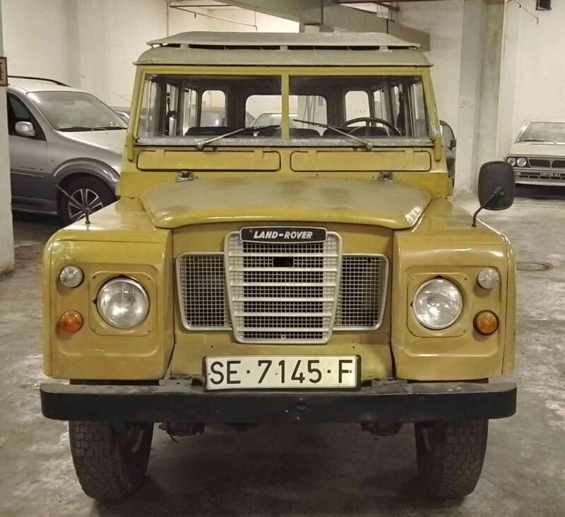 Usato 1974 Land Rover Defender 2.5 Diesel 69 CV (13.900 €)