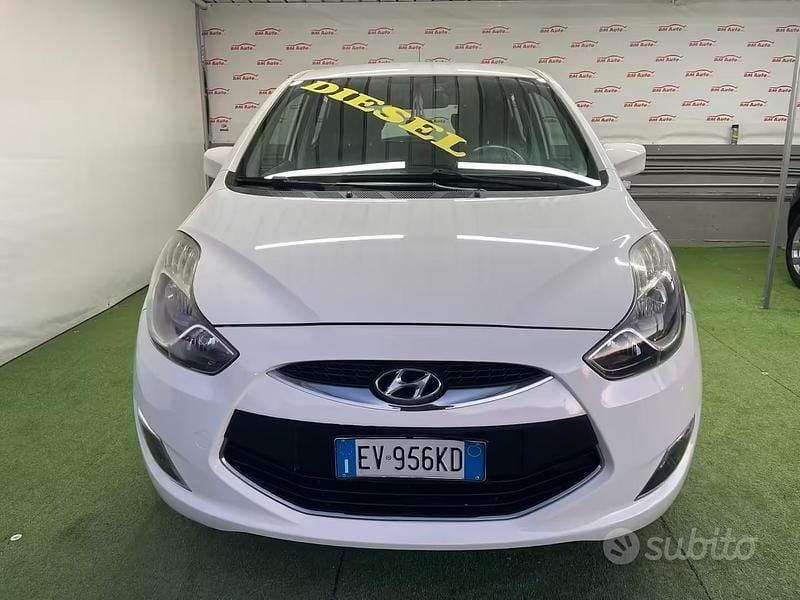 Usata Hyundai ix20 Comfort 90 CV (66 kW) 2014 Bianco Utilitaria