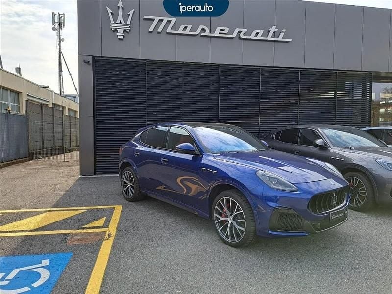 Begagnad Maserati Grecale 530 HK (389 kW) 2022 Blå SUV