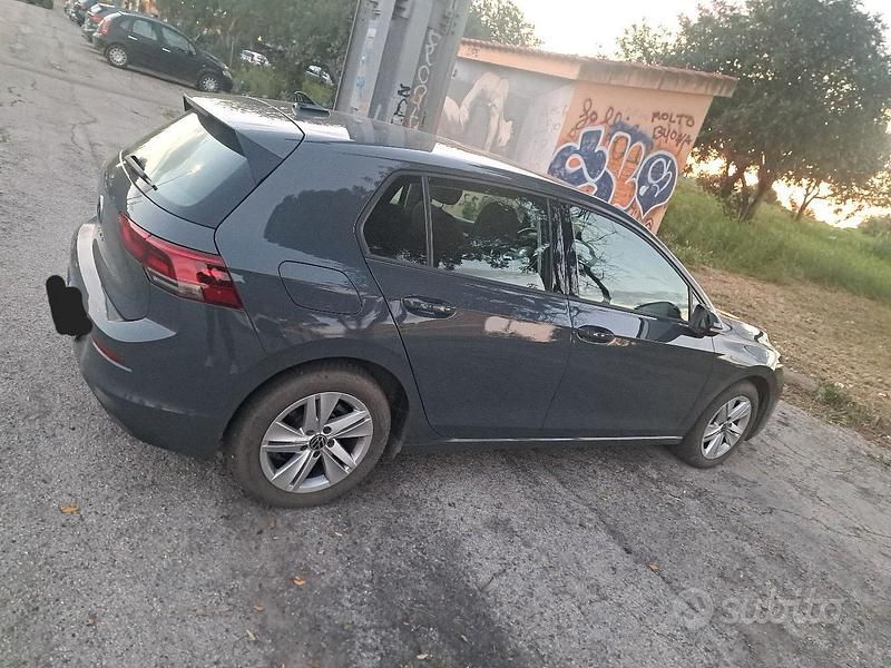 Usata VW Golf VII Style 116 CV (85 kW) 2021 Grigio Utilitaria