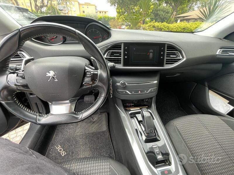 Usata Peugeot 308 131 CV (96 kW) 2019 Utilitaria