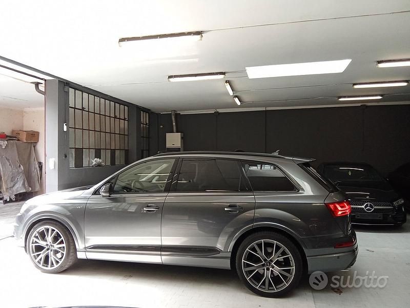 Usata Audi SQ7 Business 435 CV (319 kW) 2017 Grigio SUV