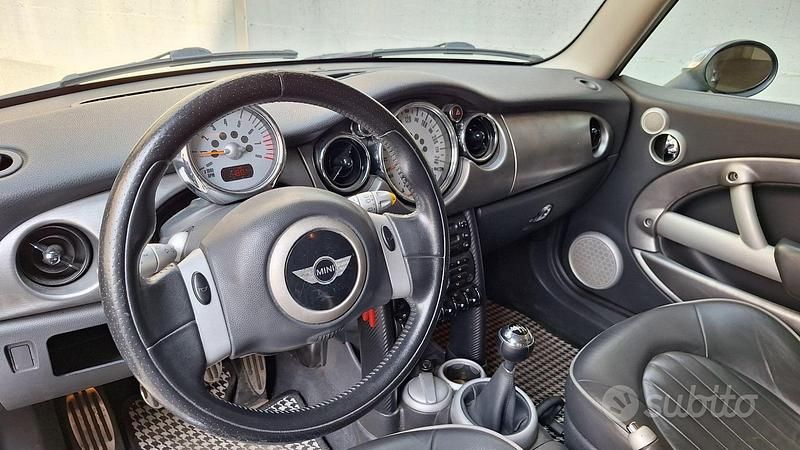 Usata Mini Cooper S 170 CV (125 kW) 2006 Utilitaria
