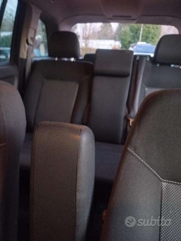 Usata Opel Zafira 110 CV (80 kW) 2013 Nero Monovolume