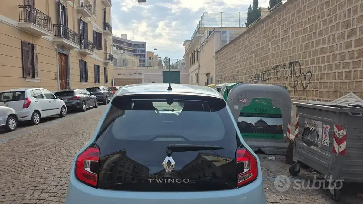 Usata Renault Twingo SE 75 CV (55 kW) 2021 Utilitaria