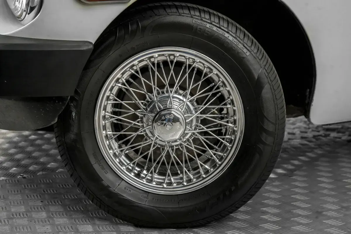 Usata MG B 97 CV (71 kW) 1977 Bianco Cabrio