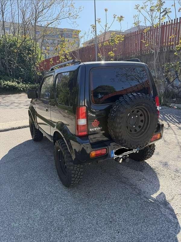 Second-hand Suzuki Jimny 86 CP (63 kW) 2017 Negru SUV