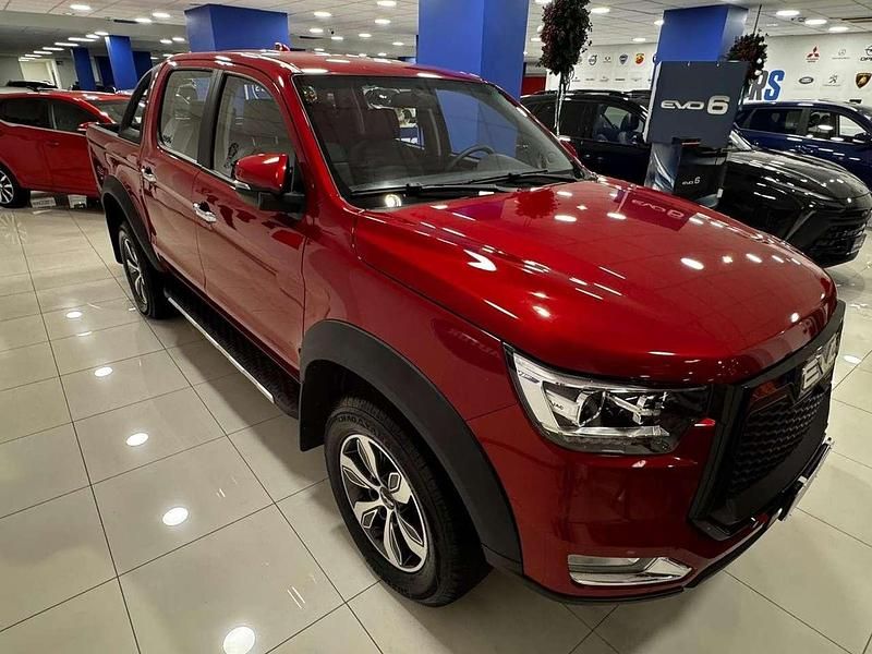 Nuova EVO Cross 4 136 CV (100 kW) 2025 Rosso Pick-up