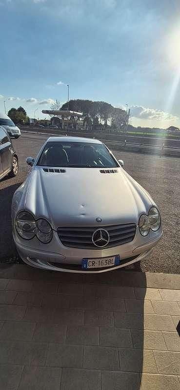 Usata Mercedes SL350 245 CV (180 kW) 2004 Argento Cabrio