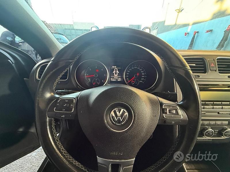 Usata VW Golf Cabriolet 105 CV (77 kW) 2013 Grigio Cabrio