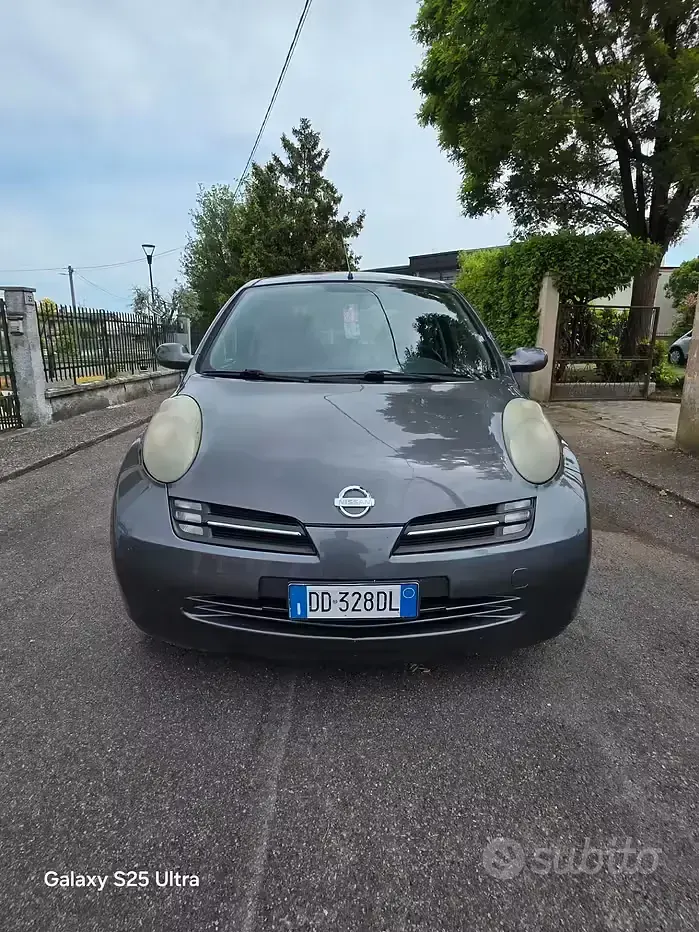 Second-hand Nissan Micra 65 CP (47 kW) 2005 Negru Hatchback