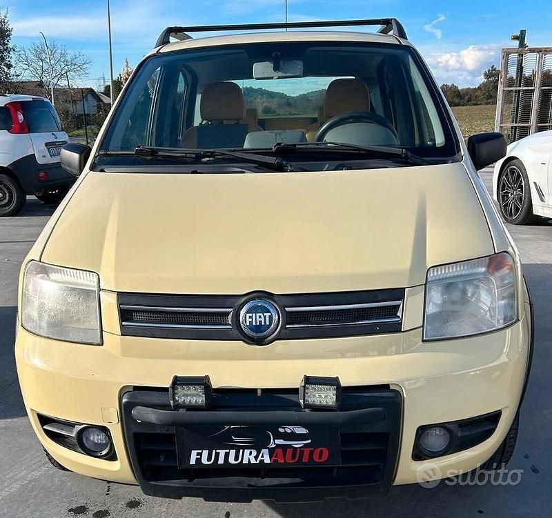 Giallo Usata 2006 Fiat Panda 4x4 Due volumi | 5700 € (Buon prezzo) - Immagine 1/4
