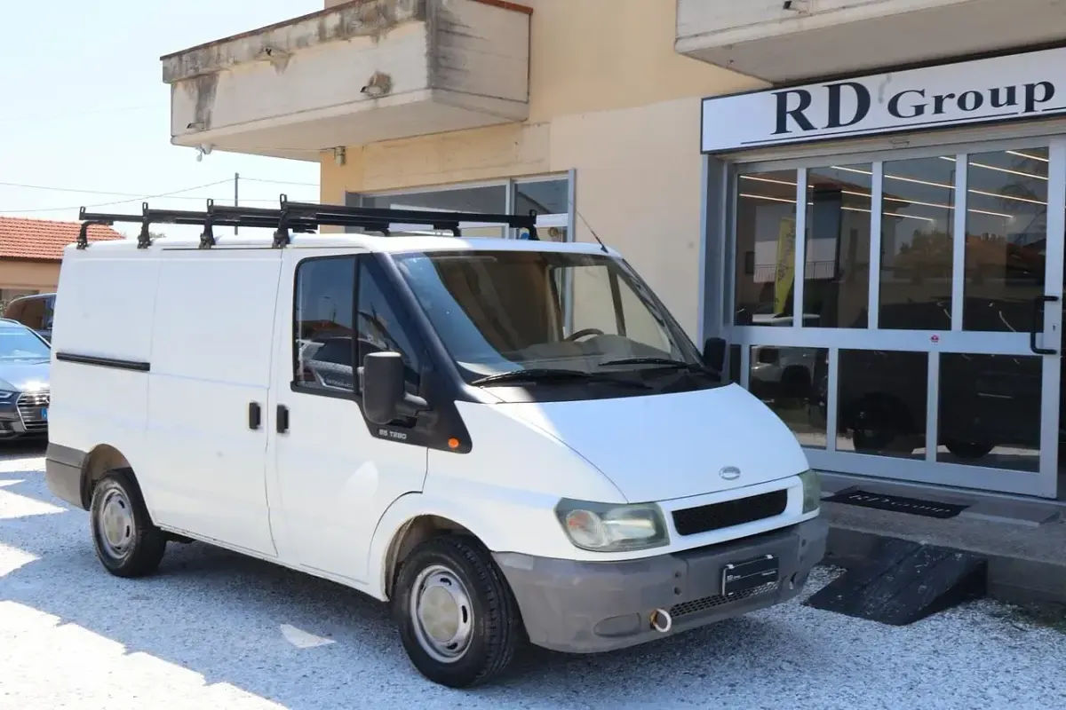 Usata Ford Transit S 85 CV (62 kW) 2005 Bianco Furgone