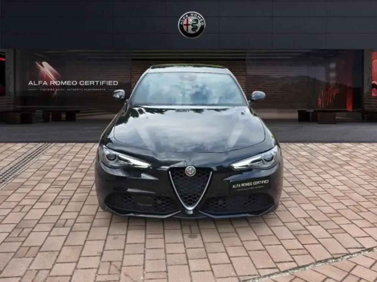 Usata Alfa Romeo Giulia Ti 190 CV (139 kW) 2022 Nero Berlina