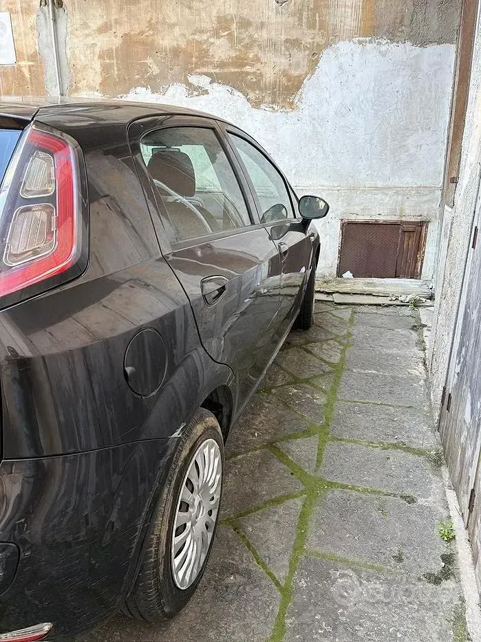 Usata Fiat Punto Evo 69 CV (50 kW) 2011 Nero Utilitaria