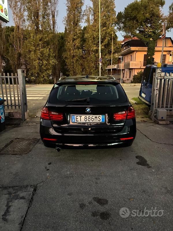 Usata BMW 320 Efficient Dynamics 184 CV (135 kW) 2014 Nero Station wagon