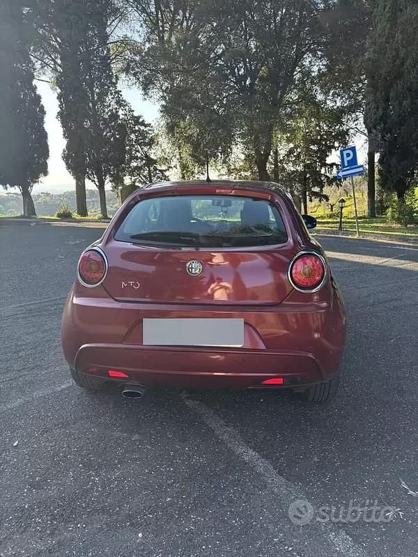 Usata Alfa Romeo MiTo 105 CV (77 kW) 2010 Rosso Utilitaria