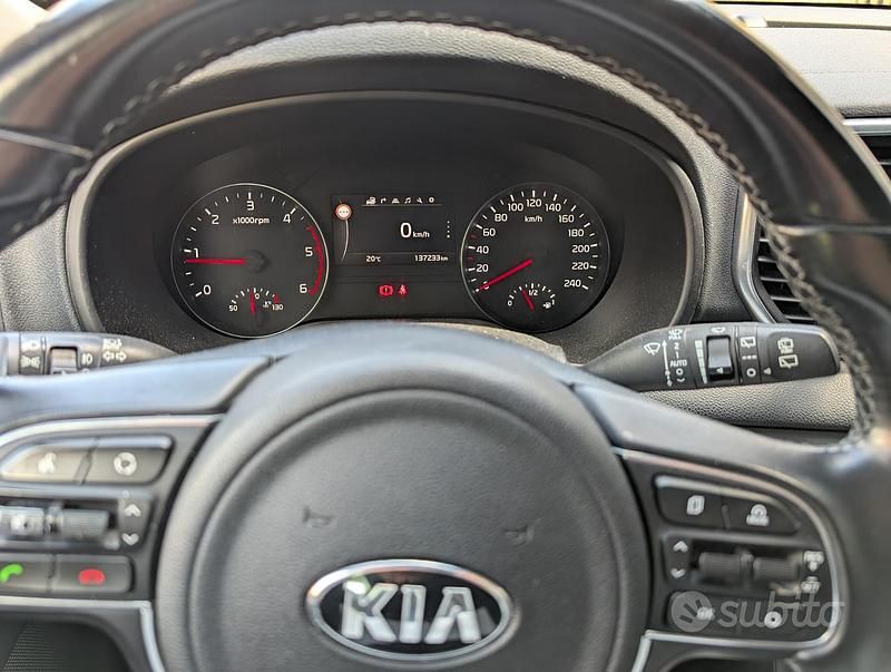 Usata Kia Sportage 115 CV (84 kW) 2018 Grigio SUV