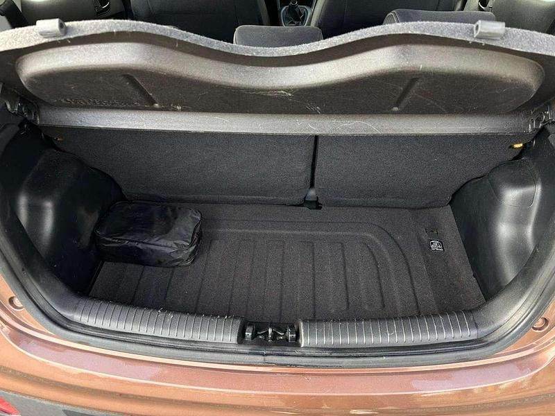 Usata Hyundai i10 65 CV (47 kW) 2019 Marrone Utilitaria