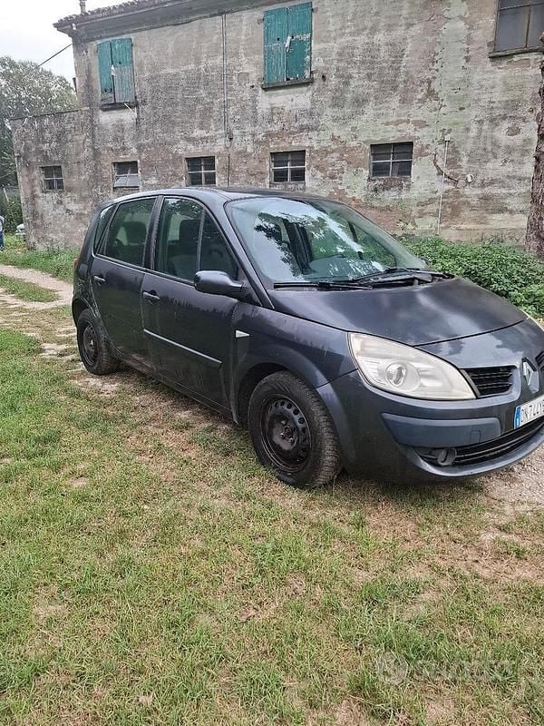 Usata Renault Scénic II 2006 Grigio Monovolume