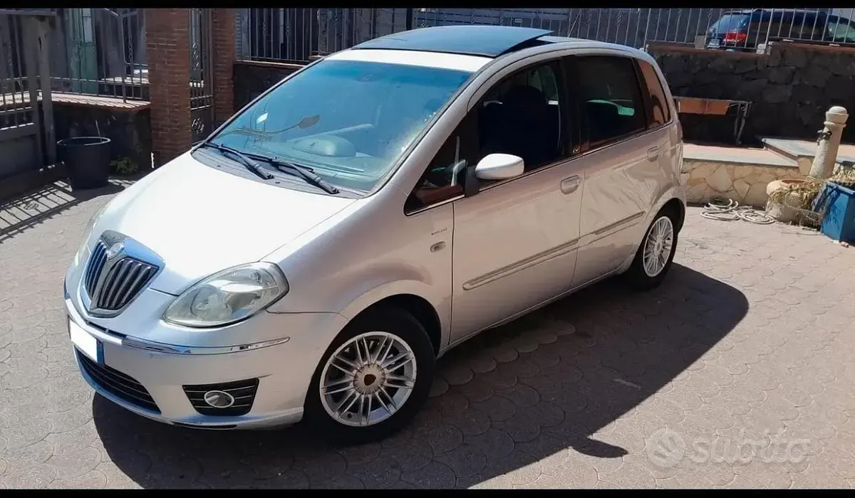Usata Lancia Musa 90 CV (66 kW) 2007 Monovolume