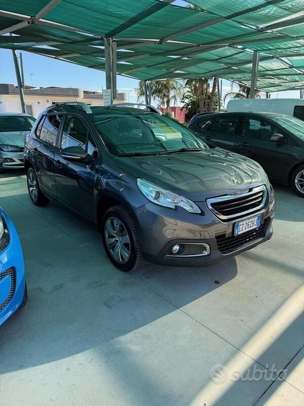 Usata Peugeot 2008 75 CV (55 kW) 2015 Grigio SUV