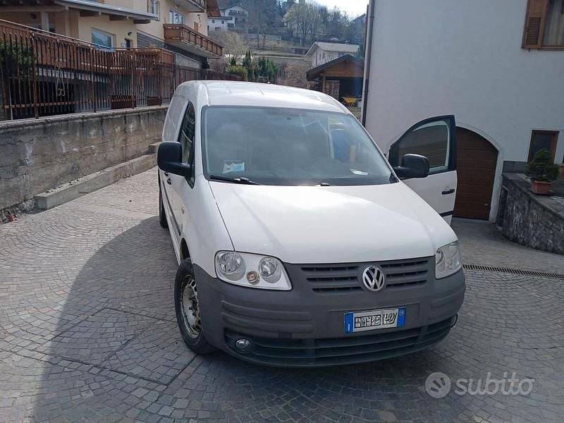 Usata VW Caddy Maxi 2010 Monovolume