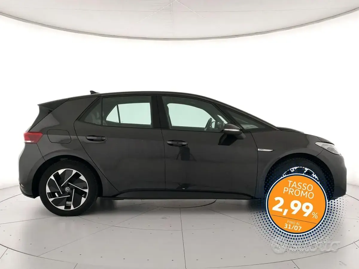 Usata VW ID.3 Pro Performance 69 kW (95 CV) 2023 Nero Utilitaria