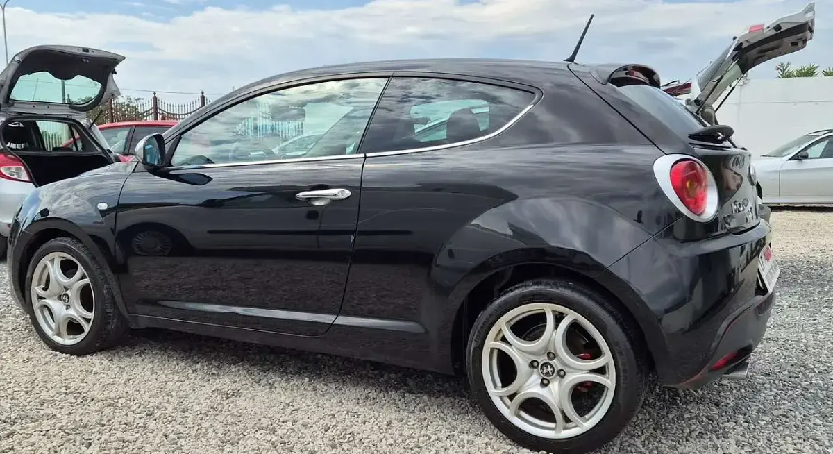Usata Alfa Romeo MiTo Progression 120 CV (88 kW) 2011 Nero Utilitaria