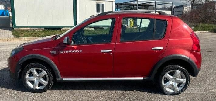 Usata Dacia Sandero Stepway 2012 Berlina