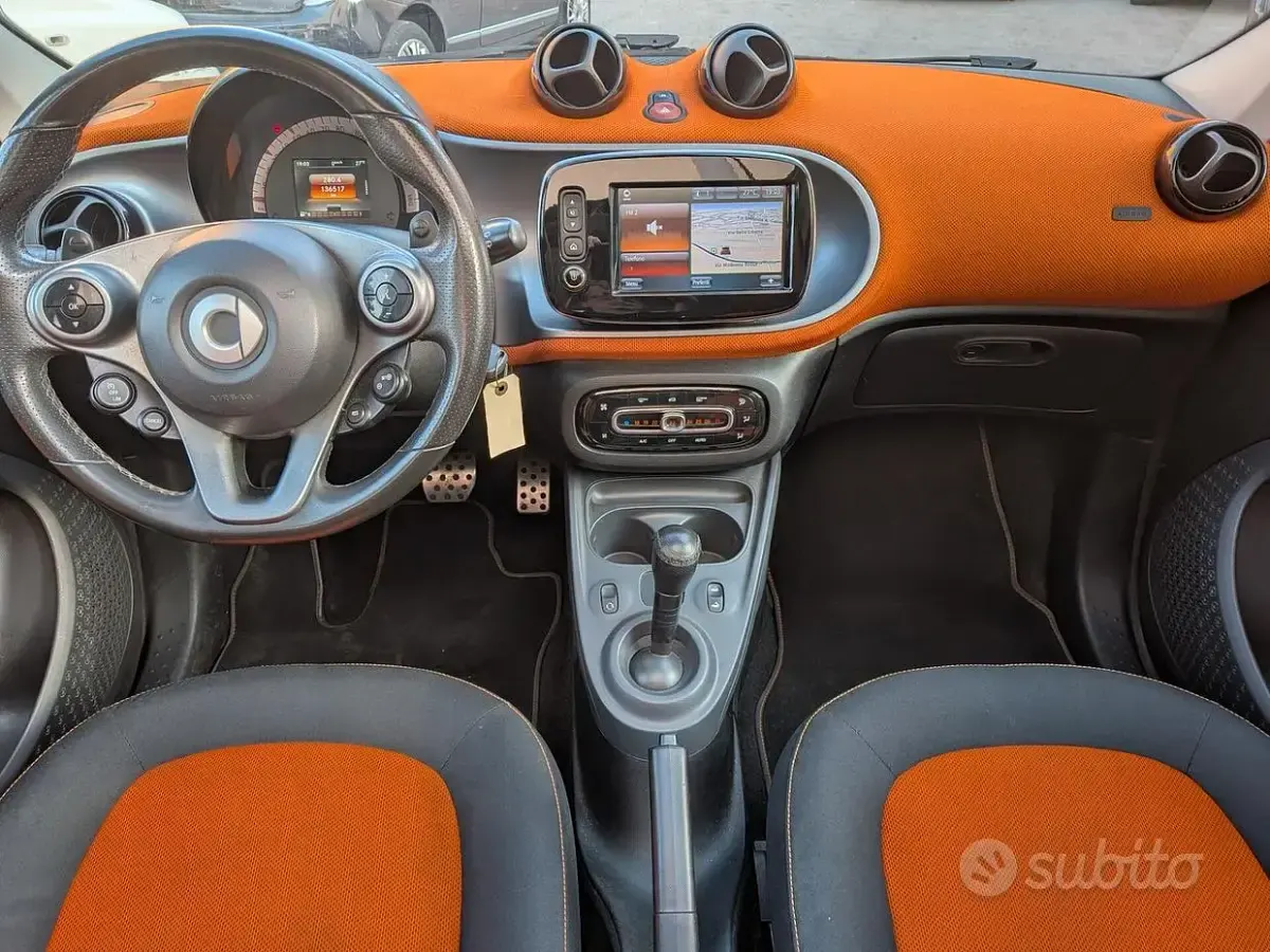 Usata Smart ForFour Edition #1 71 CV (52 kW) 2015 Grigio Utilitaria