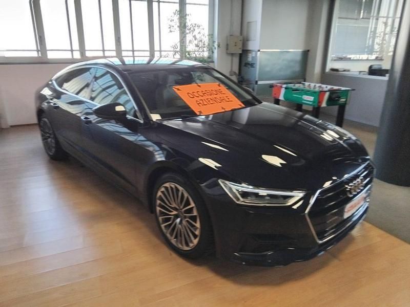Usata Audi A7 Sportback Business Plus 204 CV (150 kW) 2022 Blu firmamento / metallizzato Utilitaria