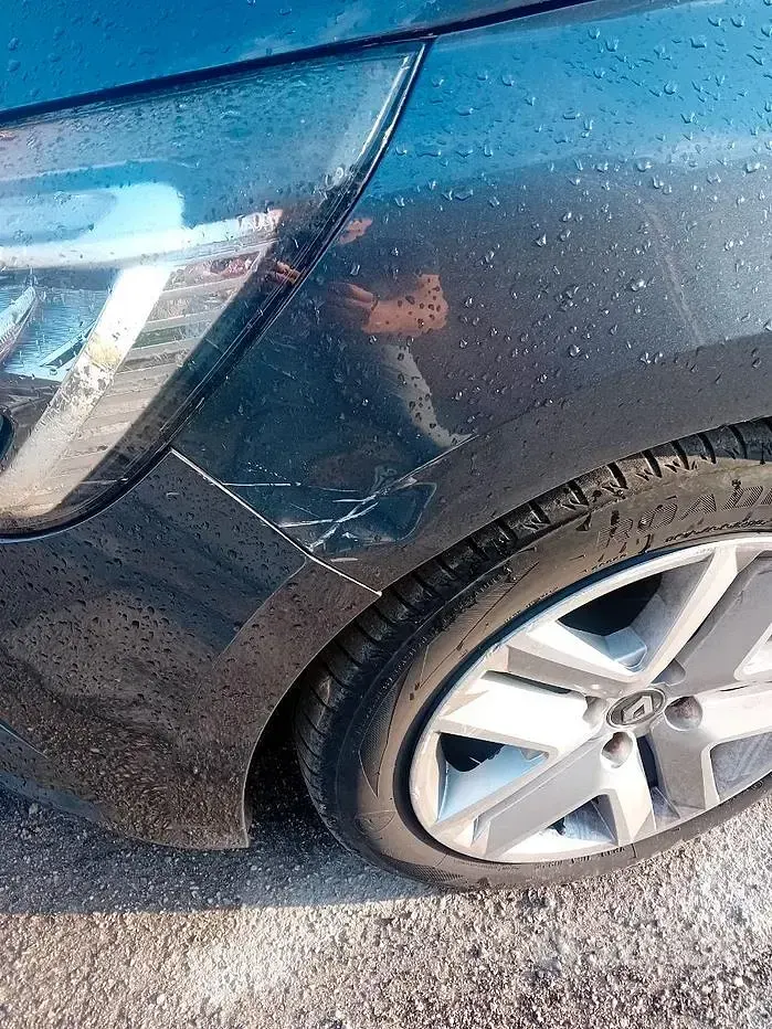 Usata Renault Clio V 90 CV (66 kW) 2022 Grigio Berlina