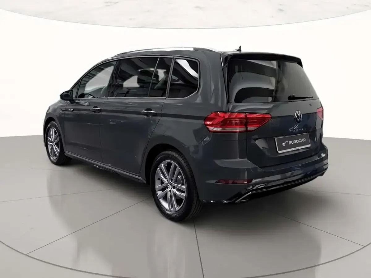 Nuova VW Touran Business 150 CV (110 kW) 2026 Dolphin grey metallizzato Monovolume
