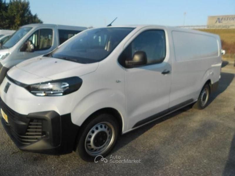 Usata Fiat Scudo 145 CV (106 kW) 2024 Bianco pastello Furgone