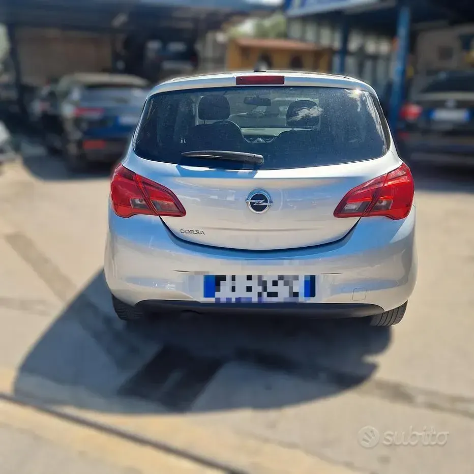 Usata Opel Corsa 69 CV (50 kW) 2018 Grigio Utilitaria