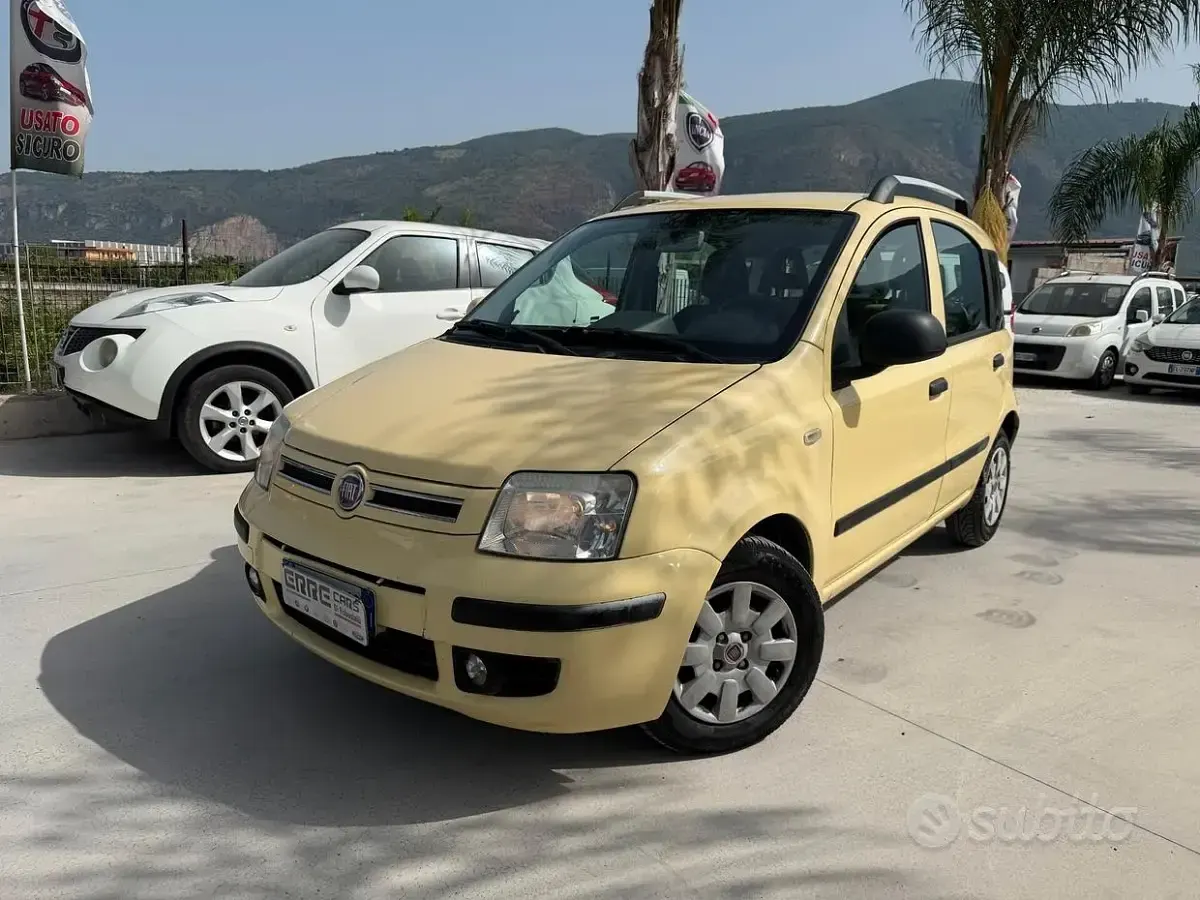 Usata Fiat Panda 69 CV (50 kW) 2011 Utilitaria
